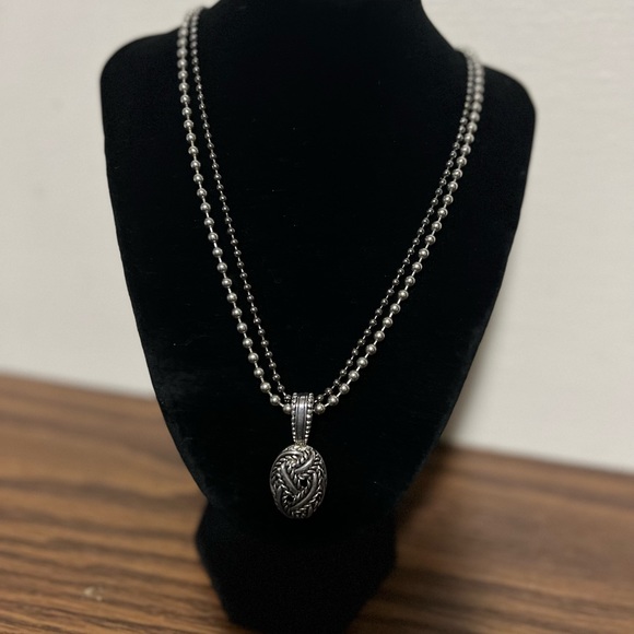 Silver Necklace - Picture 2 of 7